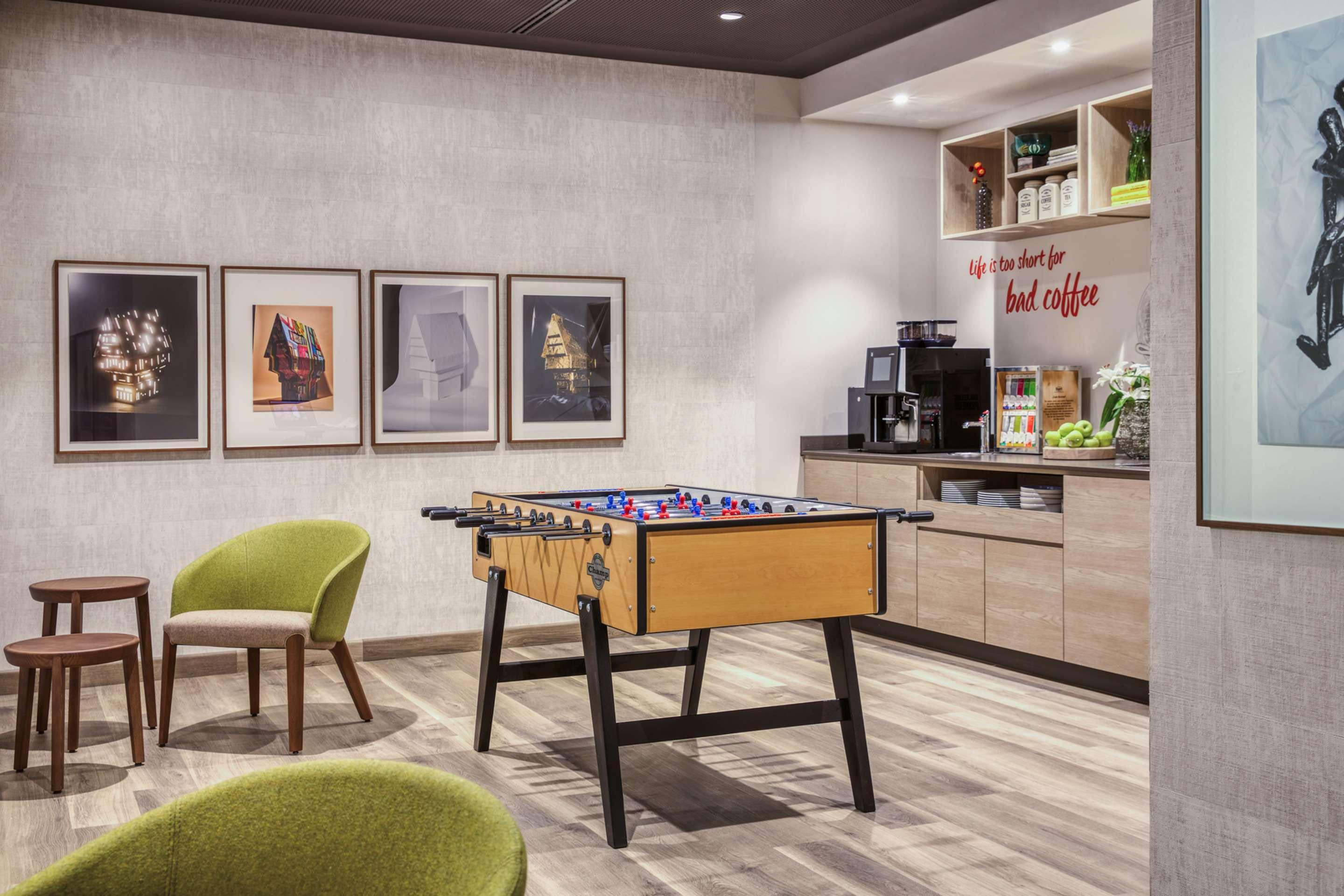 Intercityhotel Хильдесхайм Экстерьер фото